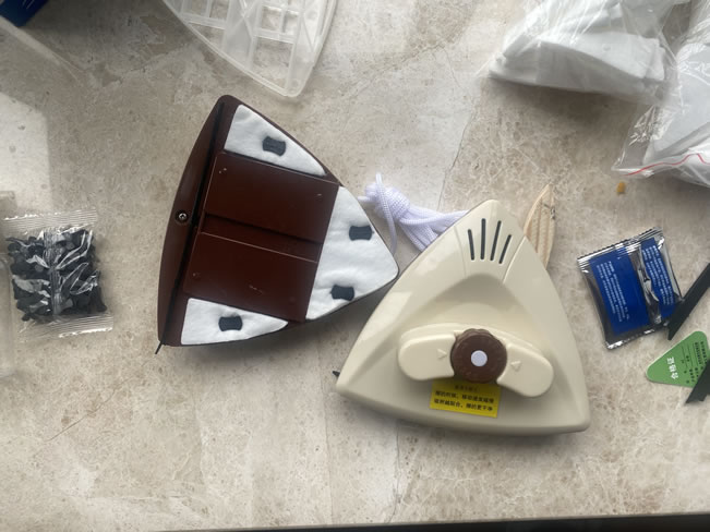 磁吸式双面玻璃擦到底有没有用？（体验后效果不好）