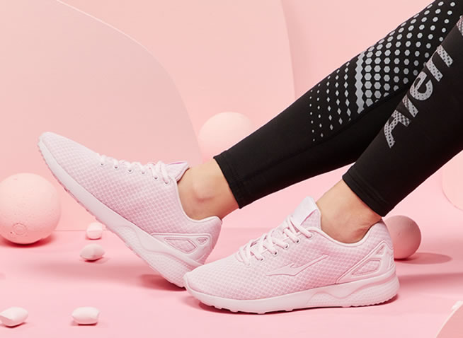 10款值得买的鸿星尔克跑鞋推荐（理性消费选择需要的）