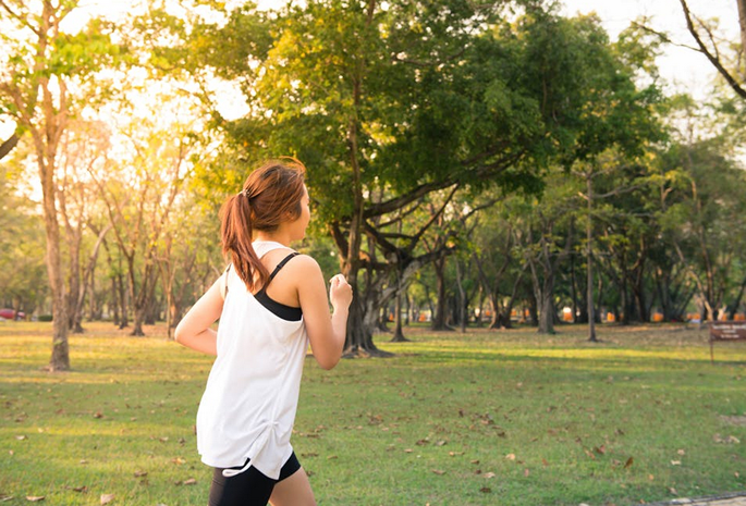 运动护膝哪个牌子好（值得选择的8大名牌运动护膝推荐）