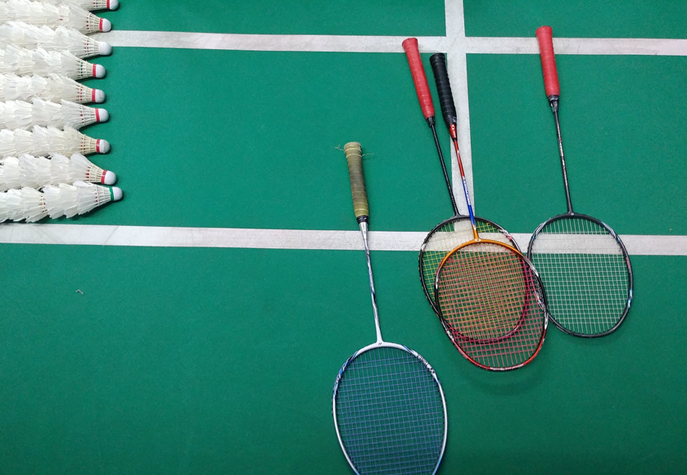 朗宁羽毛球拍怎么样（入手一款入门级羽毛球拍）