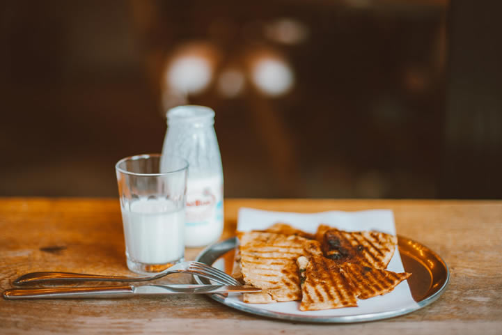 性价比比较高的几款纯牛奶品牌推荐 你可能都喝过